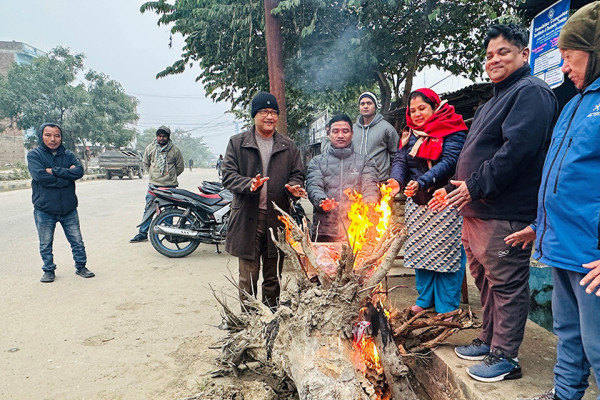 शीतलहरबाट जनजीवन प्रभावित